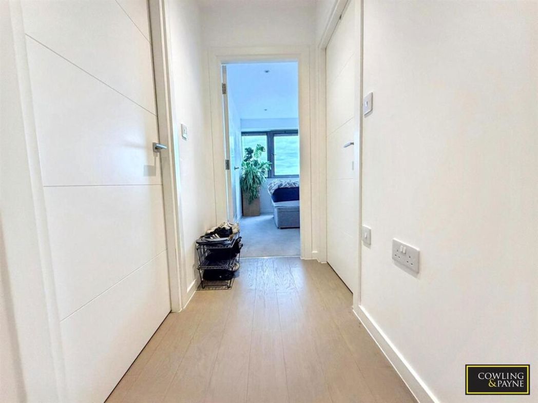 Property image 8 of 14