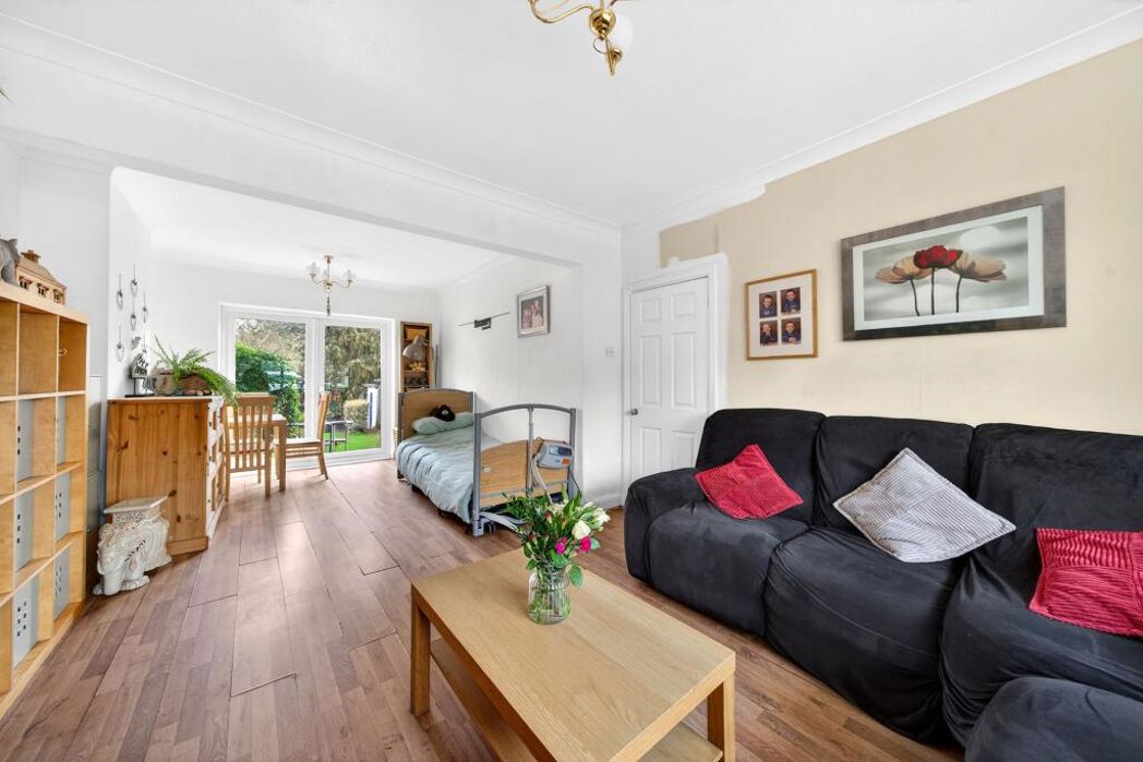 Property image 2 of 19