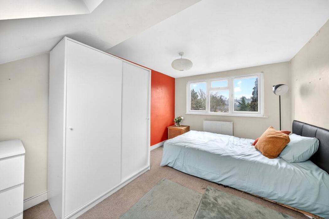 Property image 5 of 19
