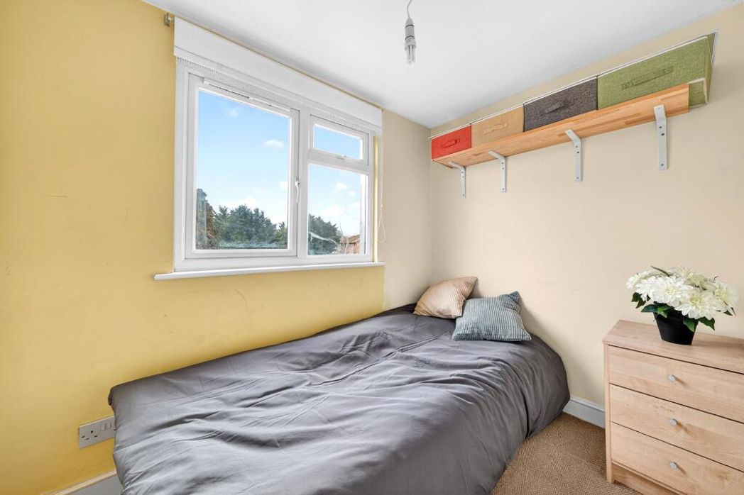 Property image 12 of 19