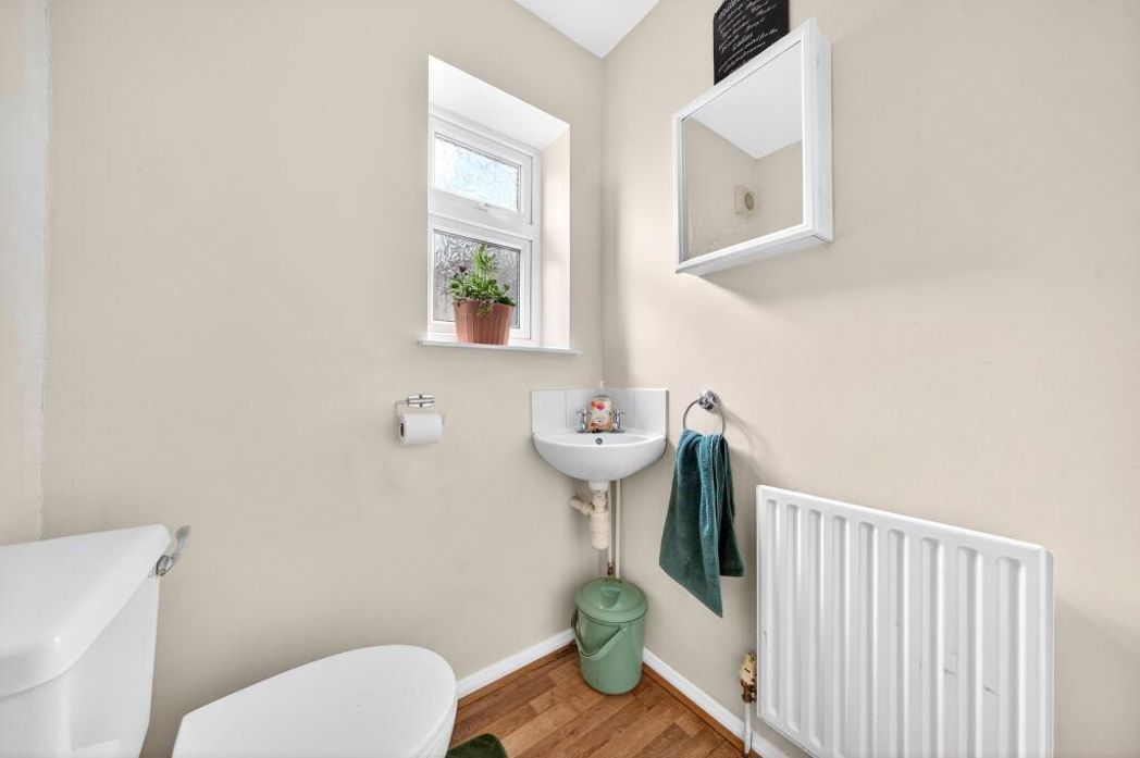 Property image 16 of 19