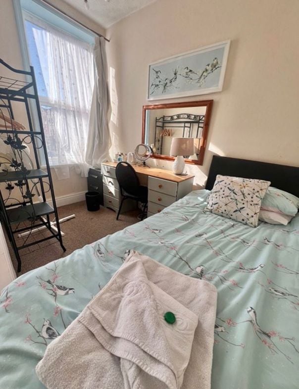 Property image 13 of 17