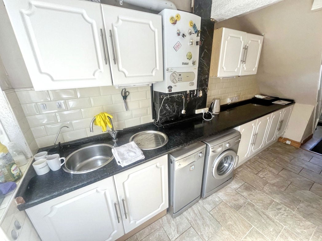 Property image 6 of 16