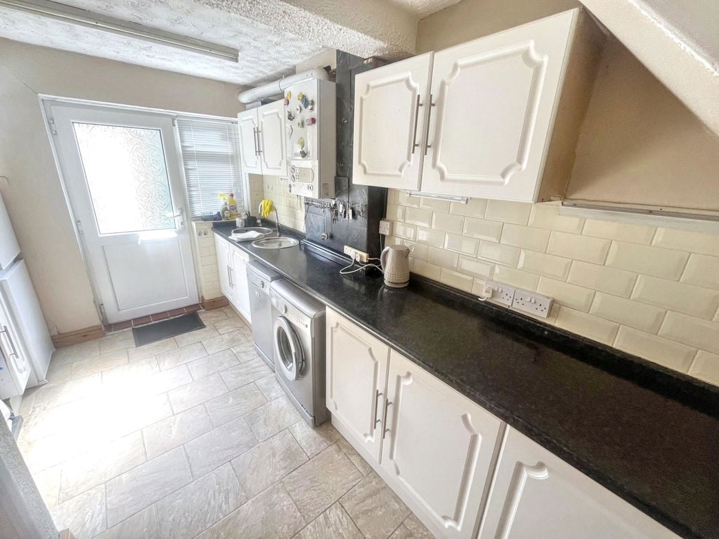 Property image 14 of 16