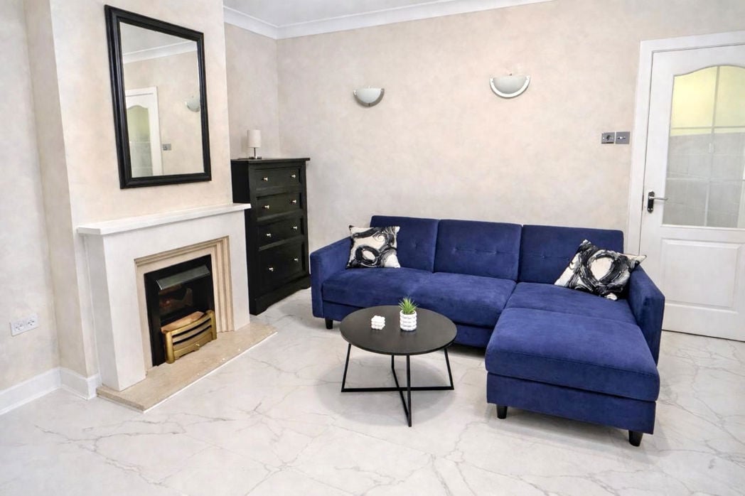 Property image 4 of 9