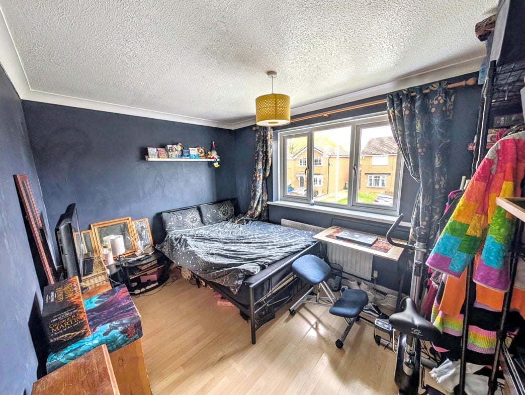 Property image 5 of 8