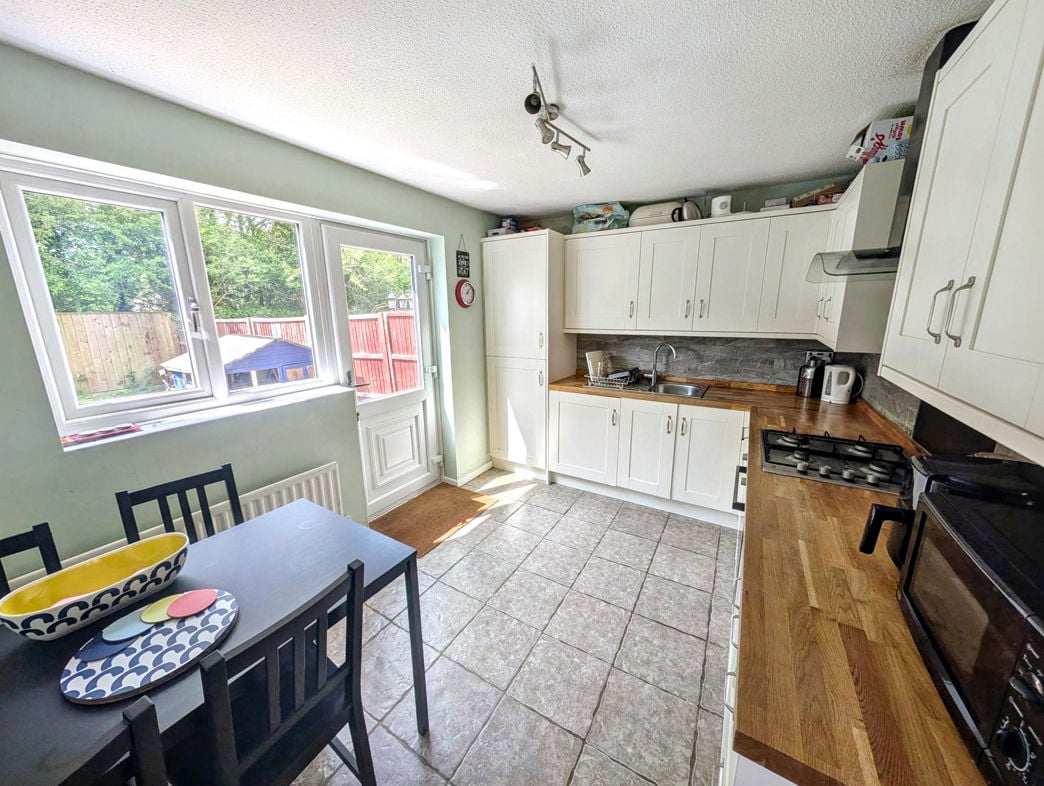 Property image 3 of 8