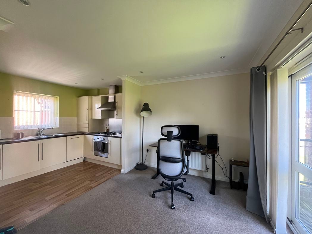 Property image 3 of 11