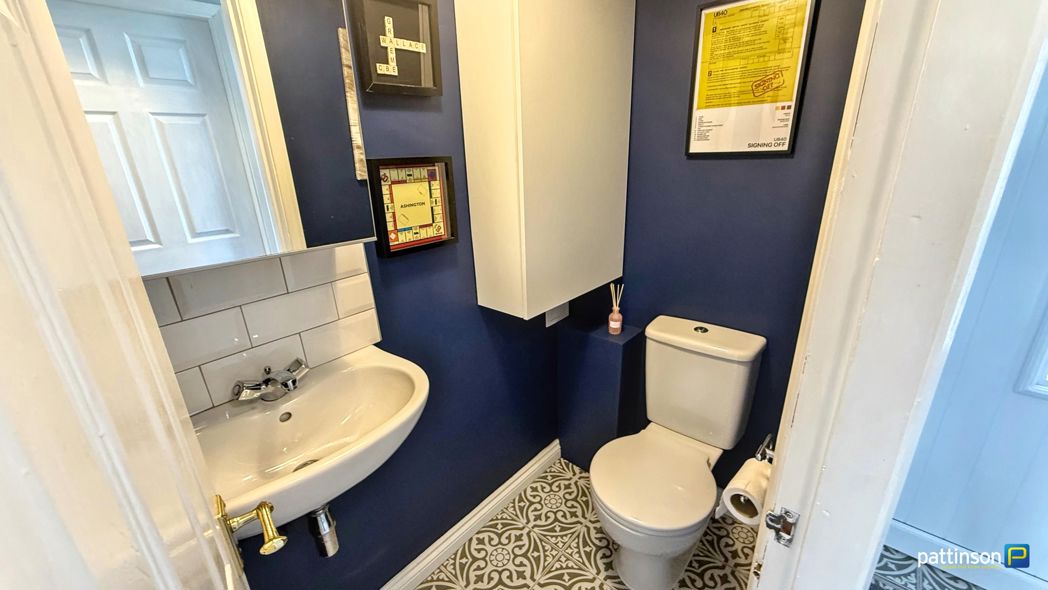 Property image 27 of 60