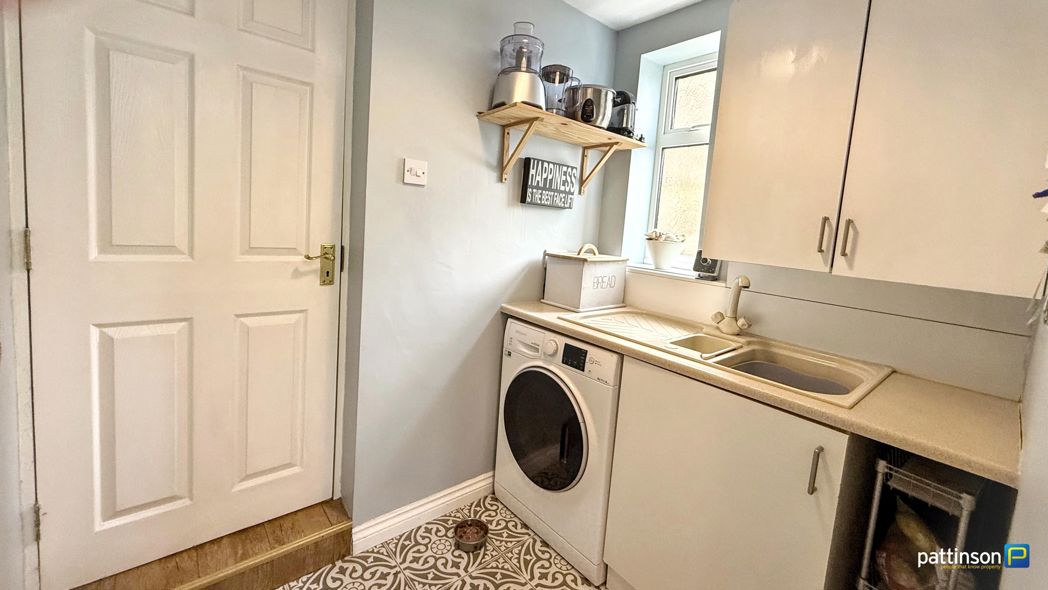 Property image 26 of 60