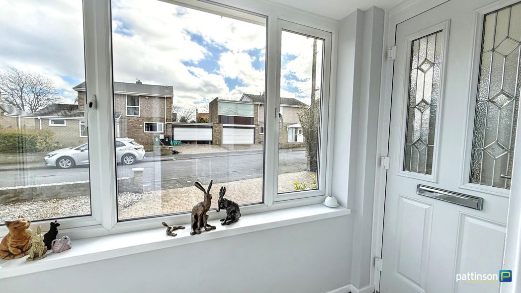 Property image 4 of 60