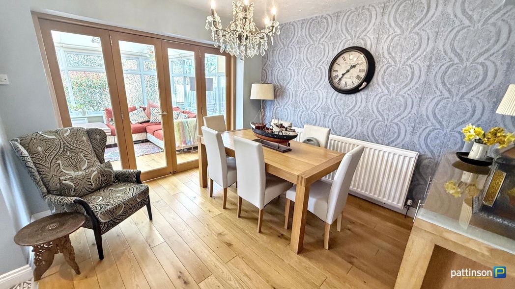 Property image 16 of 60