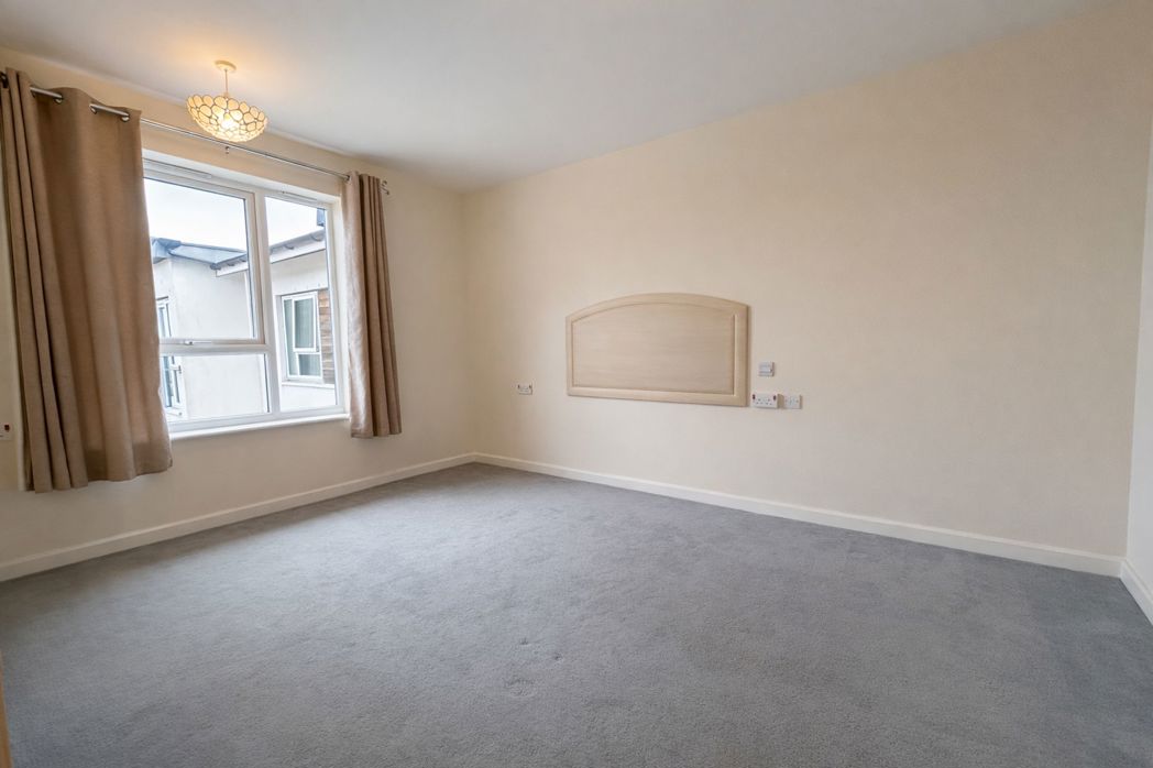 Property image 4 of 30