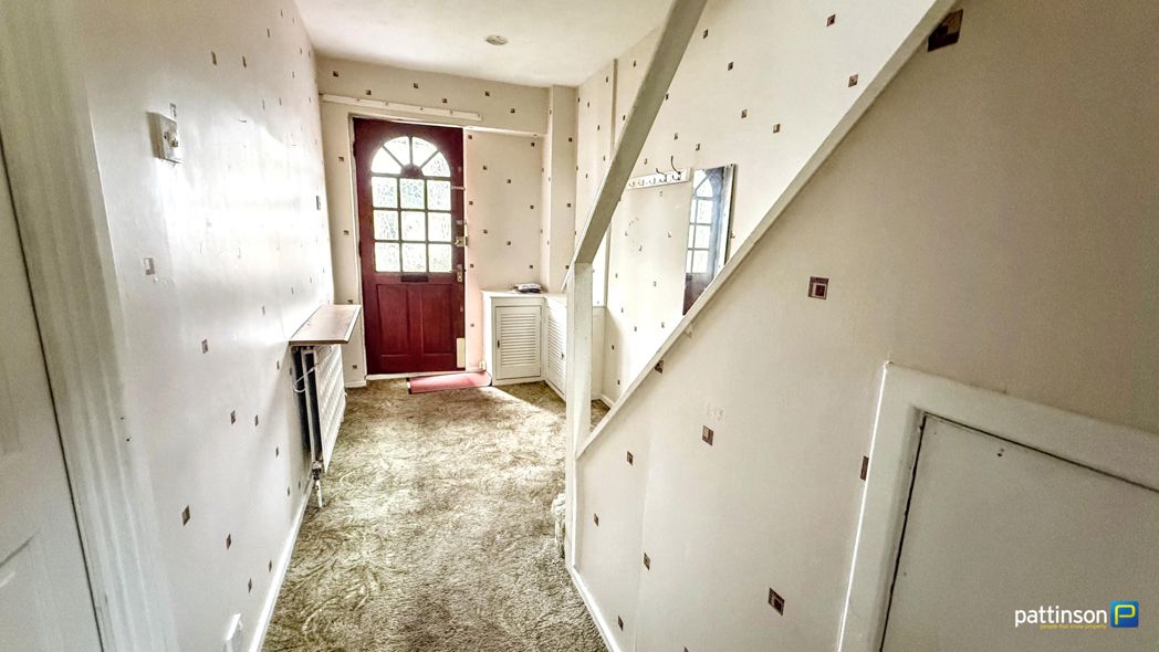 Property image 2 of 13