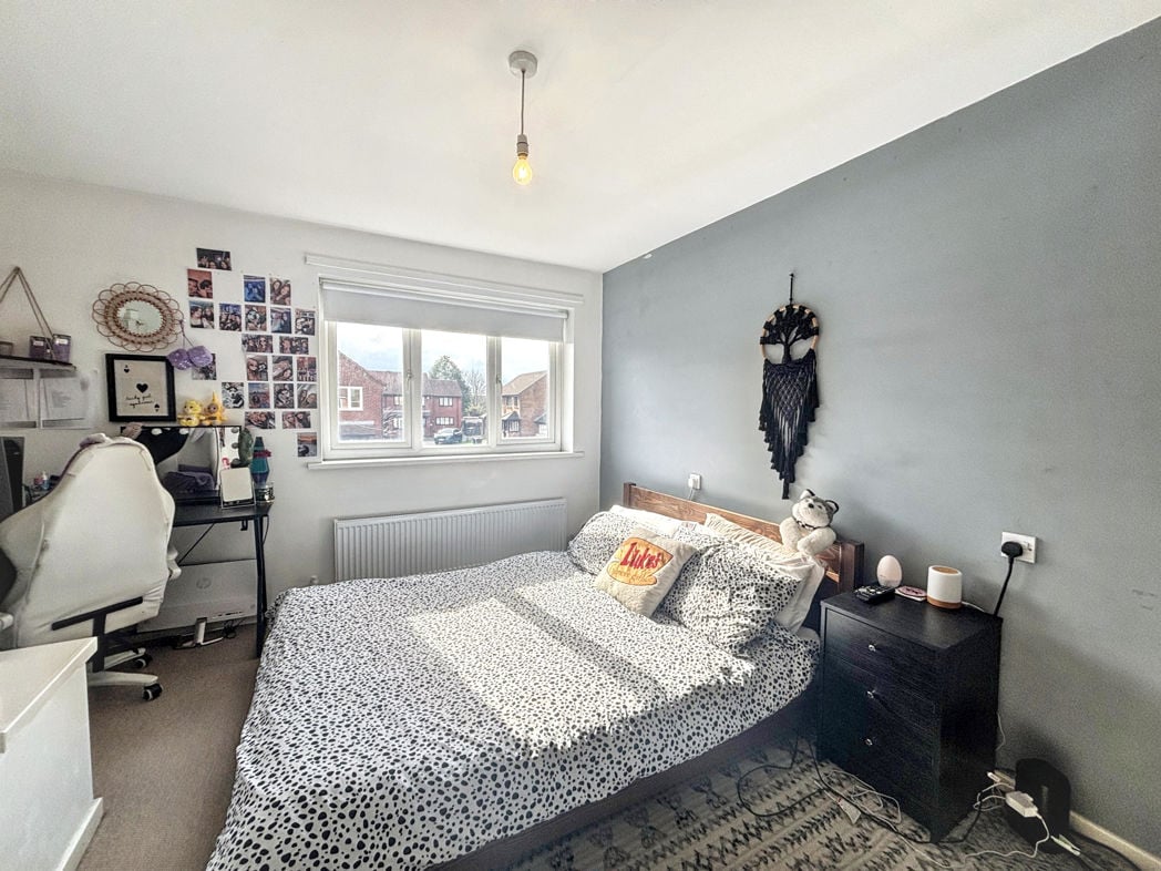 Property image 8 of 17
