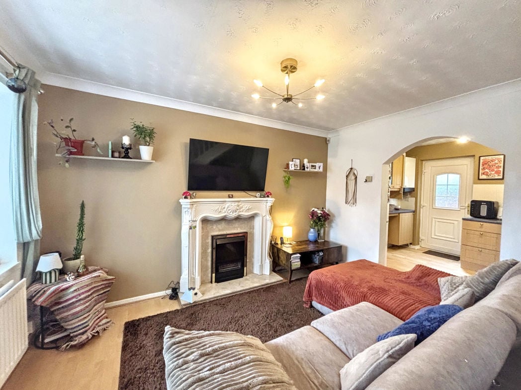 Property image 5 of 17