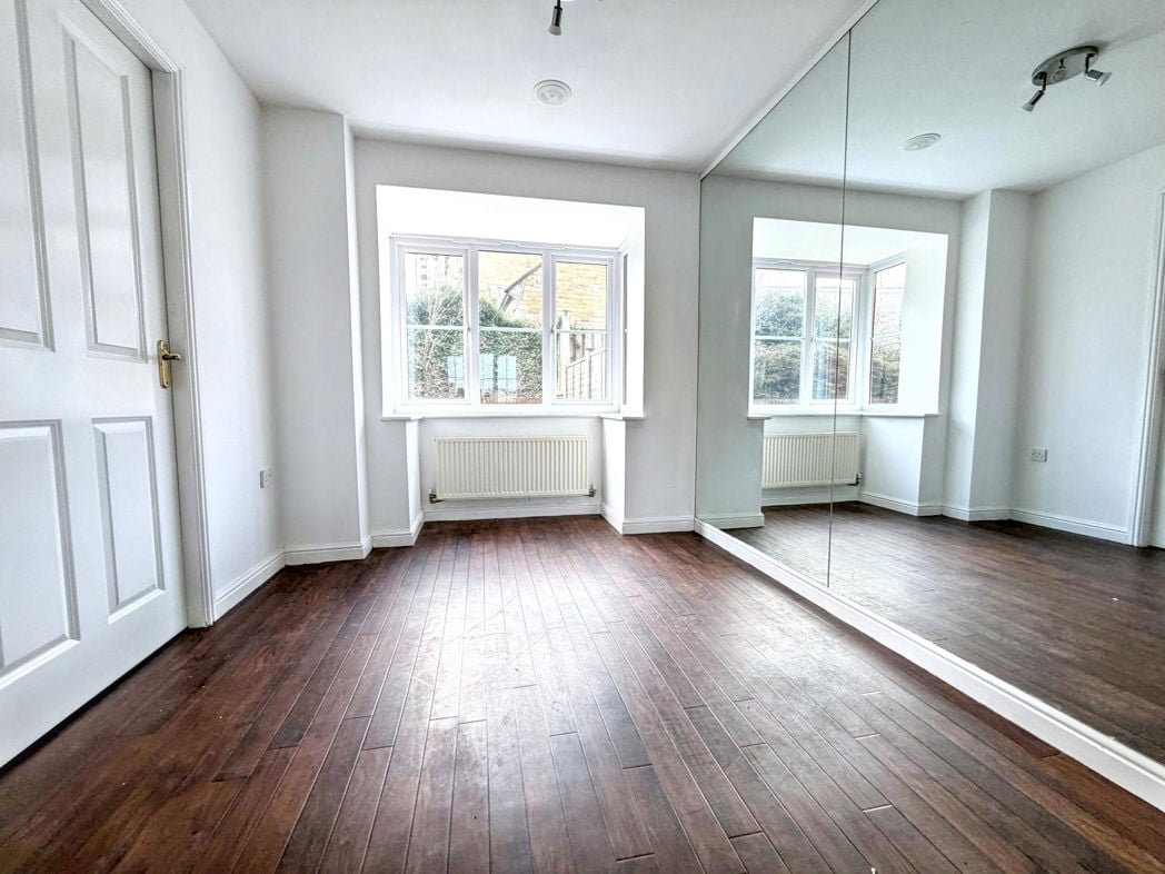 Property image 6 of 22