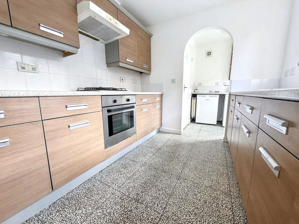 Property image 8 of 22