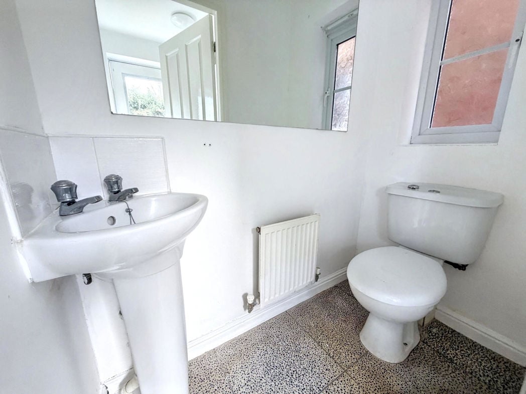 Property image 10 of 22