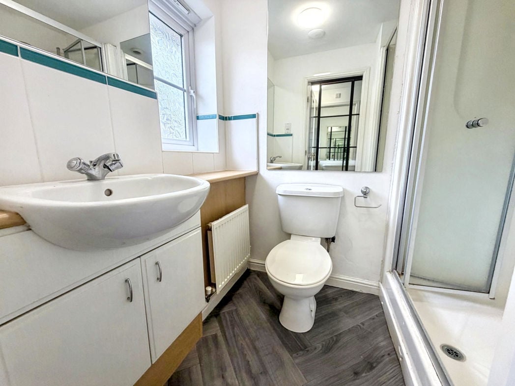 Property image 14 of 22
