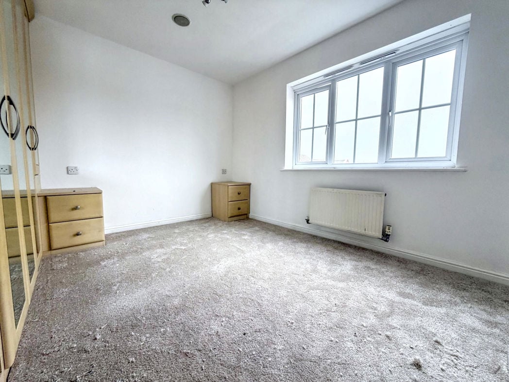 Property image 16 of 22