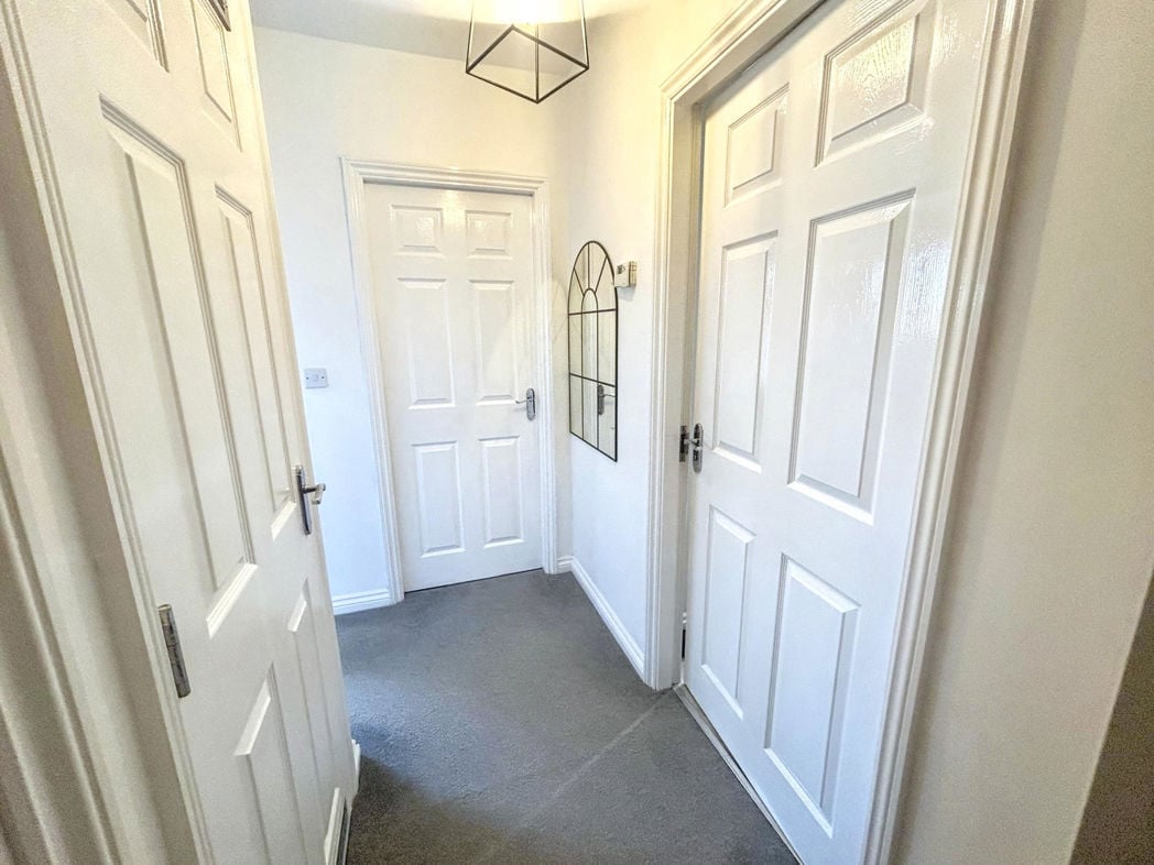 Property image 9 of 15