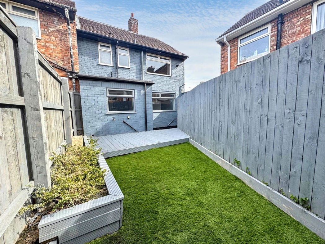 Property image 10 of 11