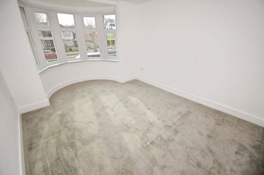 Property image 8 of 13