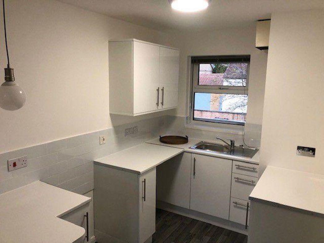 Property image 2 of 8