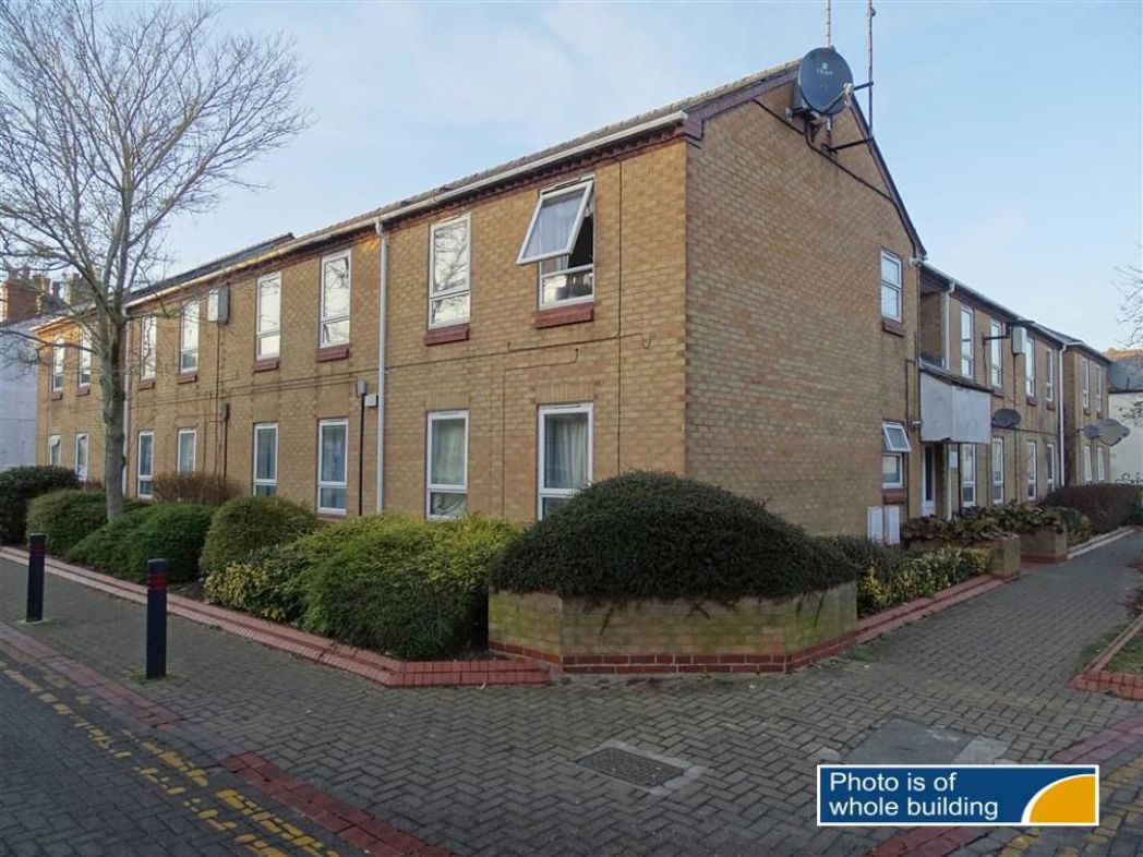Property image 1 of 8