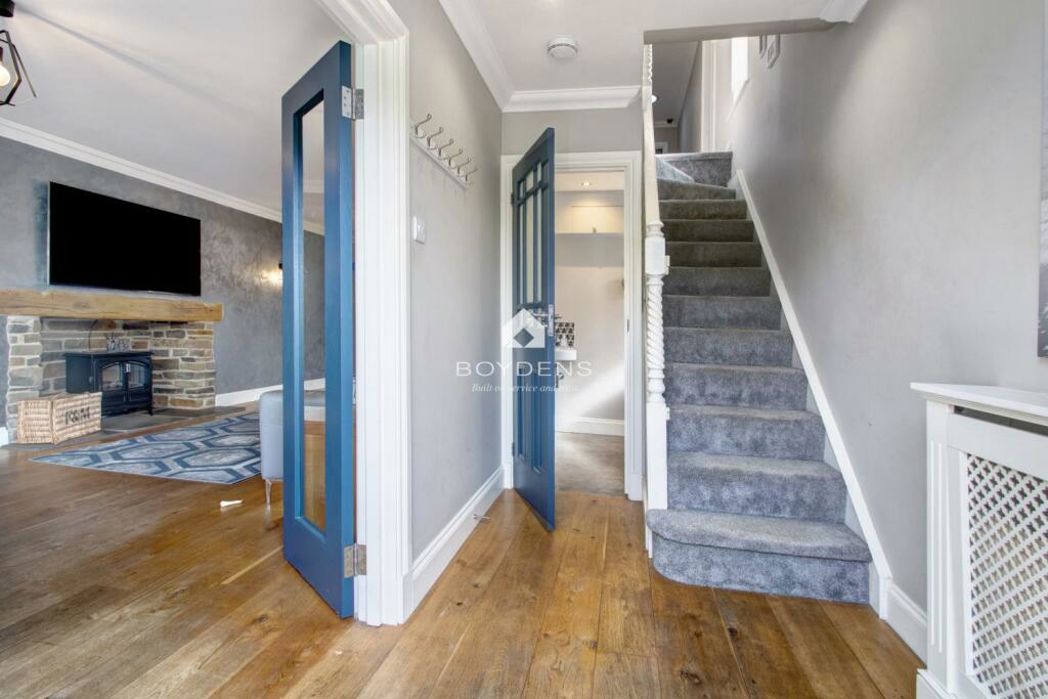 Property image 2 of 25