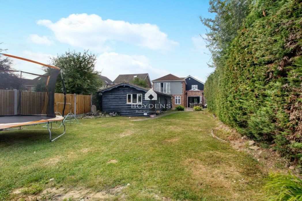 Property image 25 of 25
