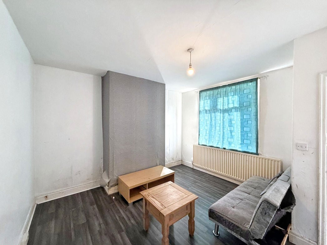 Property image 3 of 11