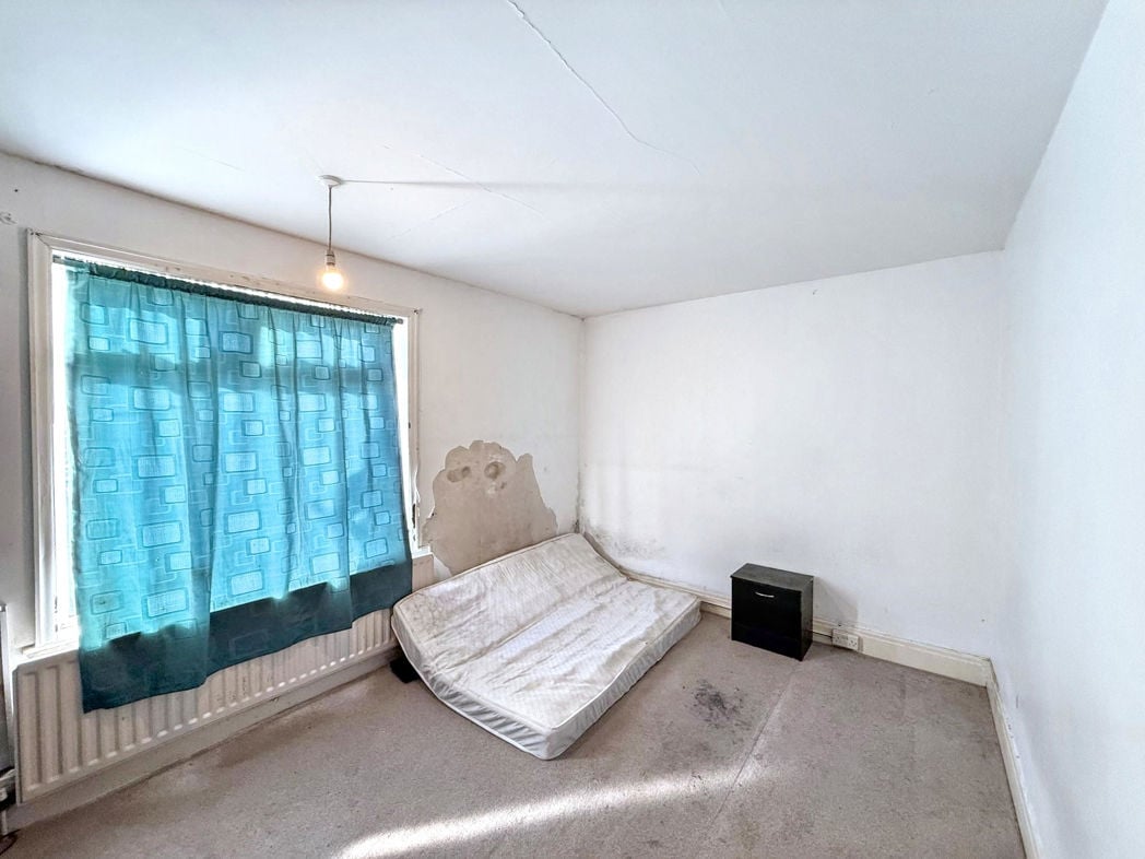 Property image 8 of 11
