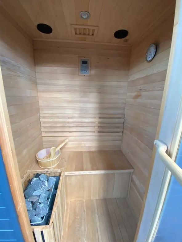 Property image 21 of 26