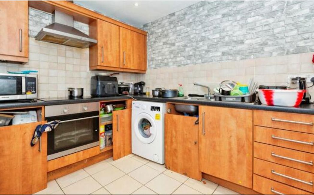 Property image 3 of 12