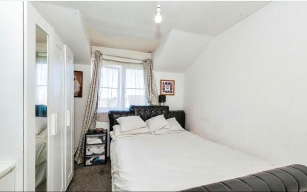 Property image 7 of 12