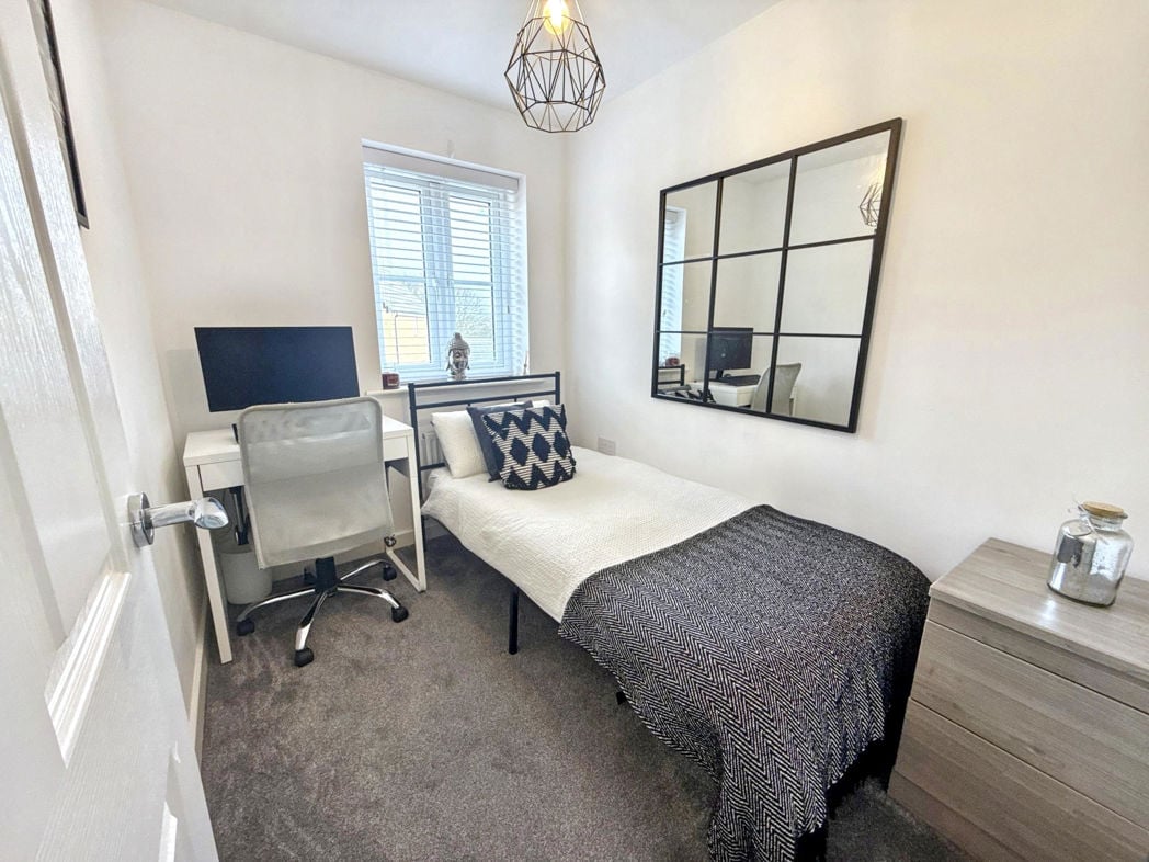 Property image 19 of 24