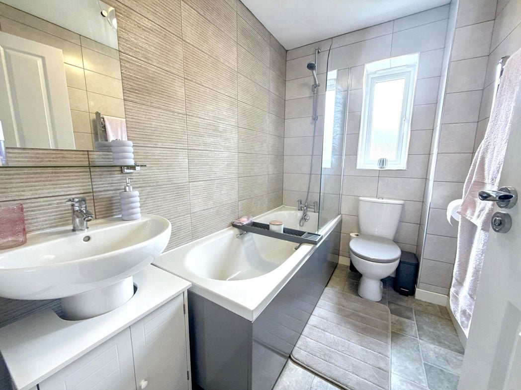 Property image 20 of 24