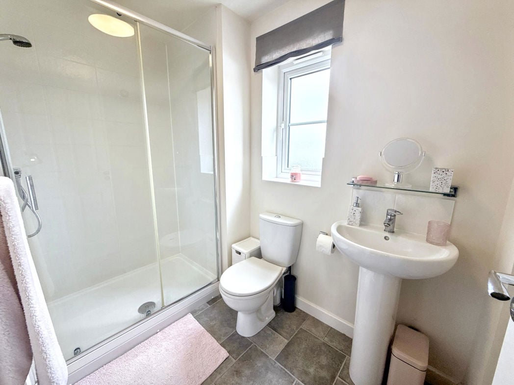 Property image 15 of 24