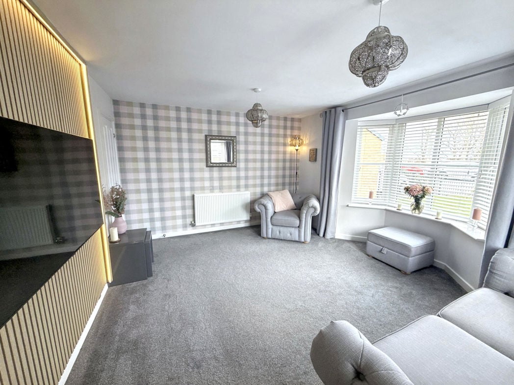 Property image 3 of 24