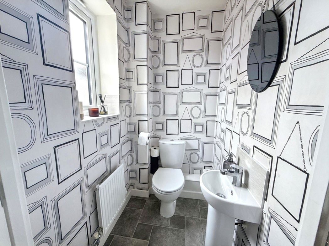 Property image 6 of 24