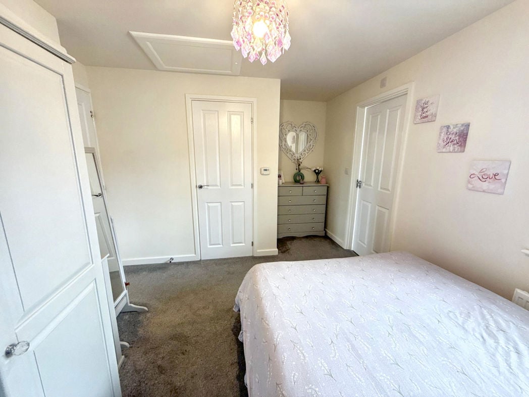 Property image 12 of 24
