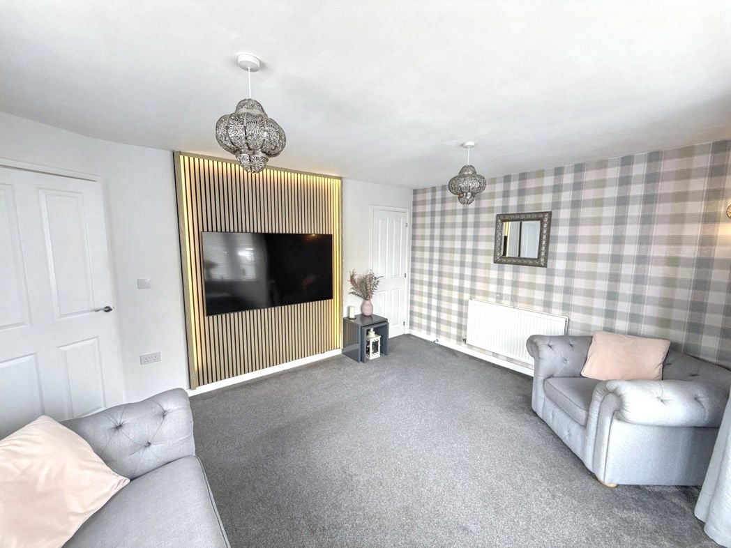 Property image 5 of 24
