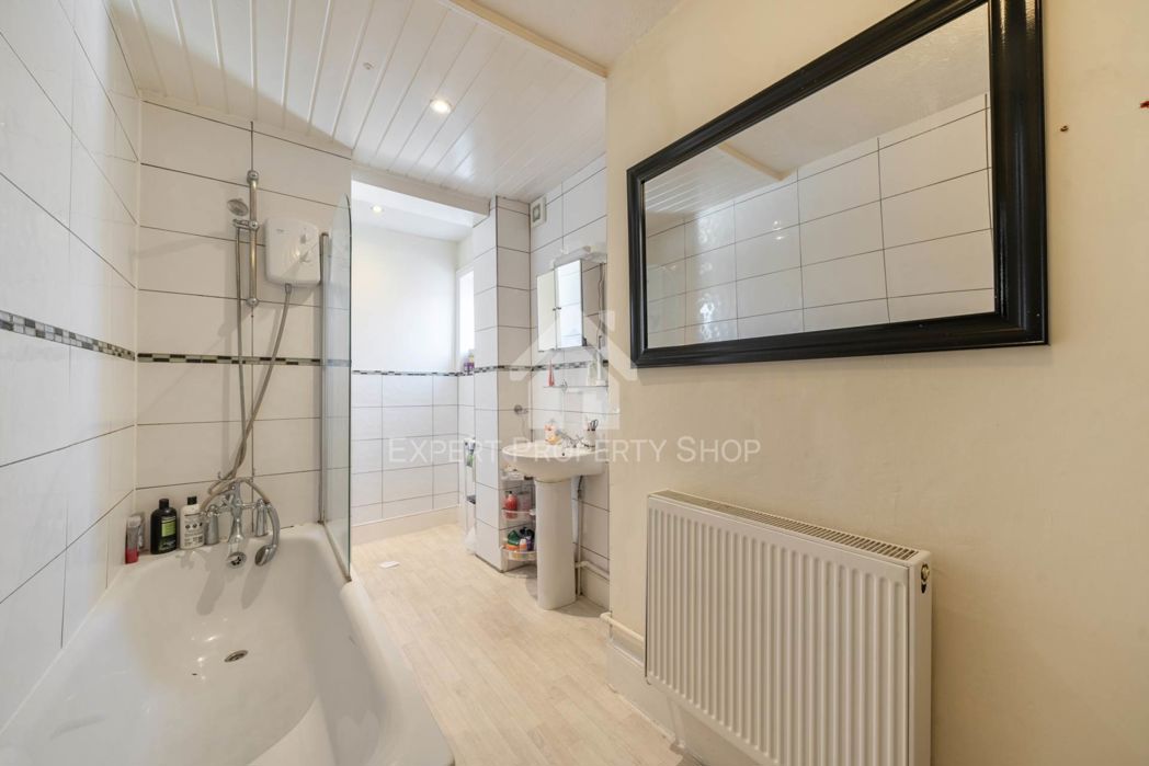 Property image 5 of 7