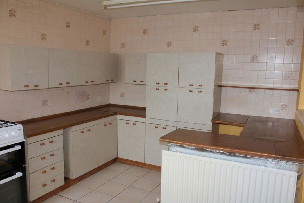 Property image 3 of 13