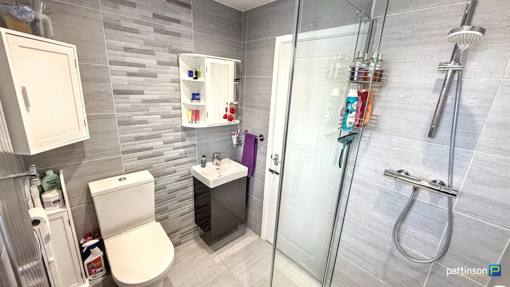 Property image 17 of 24