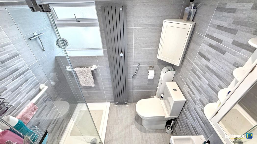 Property image 16 of 24