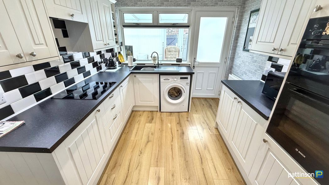 Property image 3 of 24