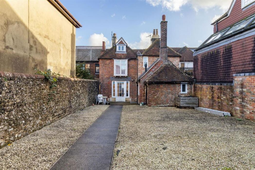 Property image 4 of 22